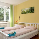 Hotel Familie Kameleon 3*