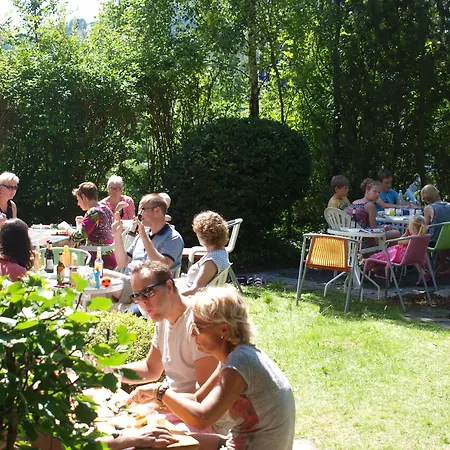 Familie Kameleon Hotel