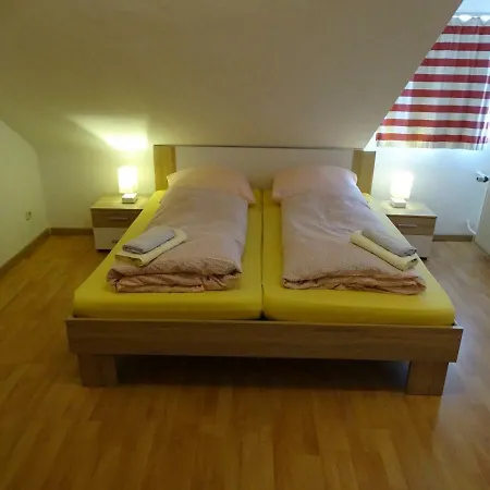 Hotel Familie Kameleon 3*