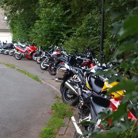 Familie Kameleon 3* אולסברג