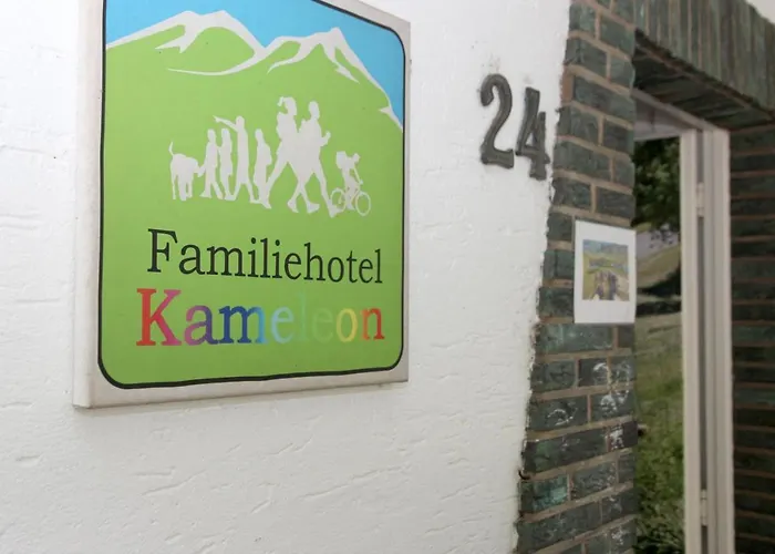 Familie Kameleon ホテル