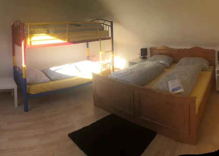 فندق Familie Kameleon 3*