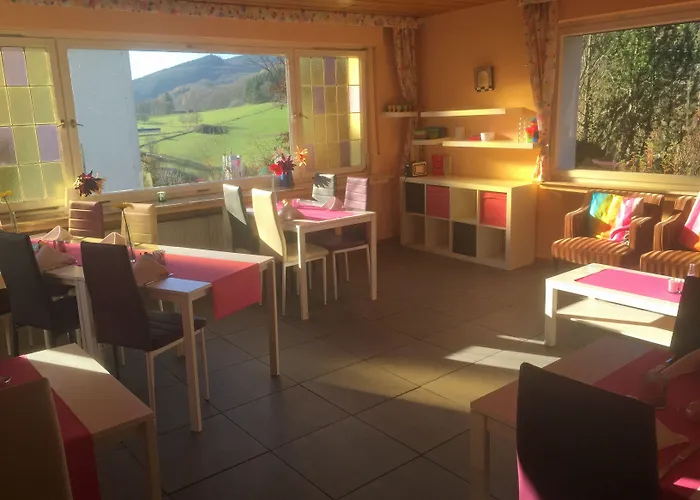 فندق Familie Kameleon 3*