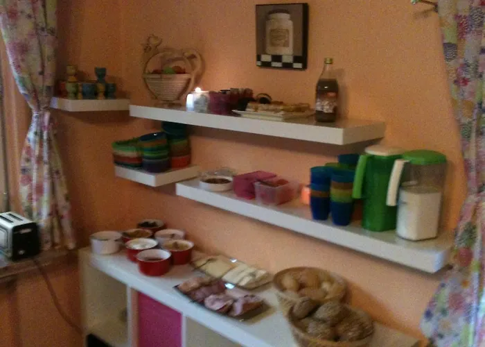 Familie Kameleon فندق 3*