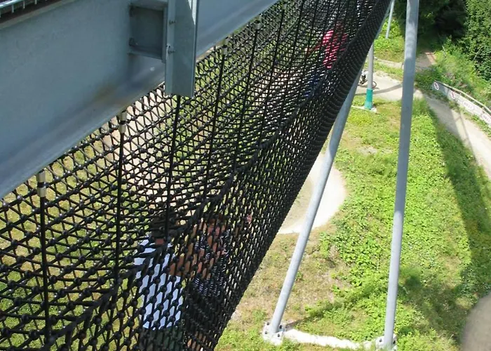 Familie Kameleon فندق