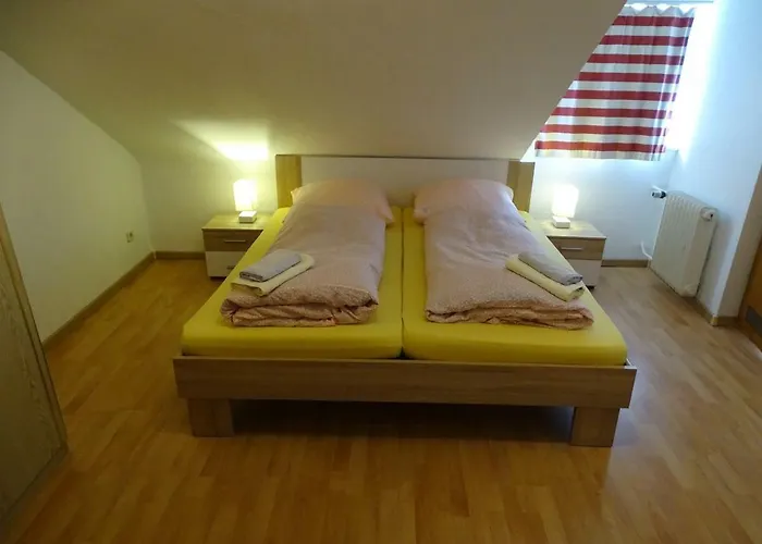 فندق Familie Kameleon 3*